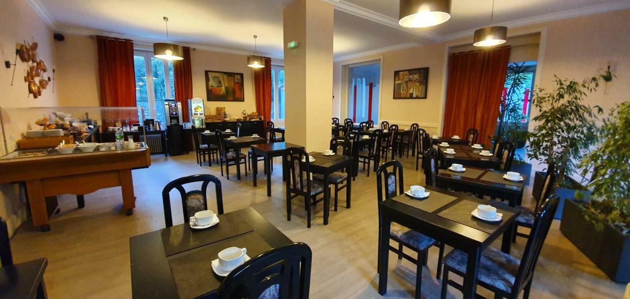 Le Castelet Hotel เลอมงต์-ดอร์ ภายนอก รูปภาพ