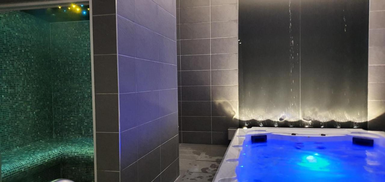 Le Castelet Hotel เลอมงต์-ดอร์ ภายนอก รูปภาพ